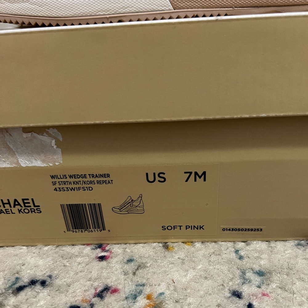 Like New Michael Kors Willis Wedge Trainer - Soft Pink Sz 7M - Picture 2 of 6